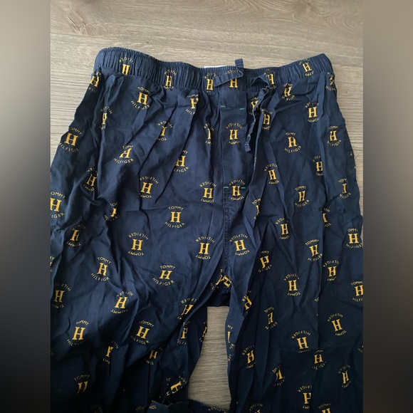 ⭐️Tommy Hilfiger Monogram Pajama Pants⭐️ - Picture 2 of 10
